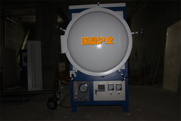 真空气氛炉操作不当会引发哪些后果？